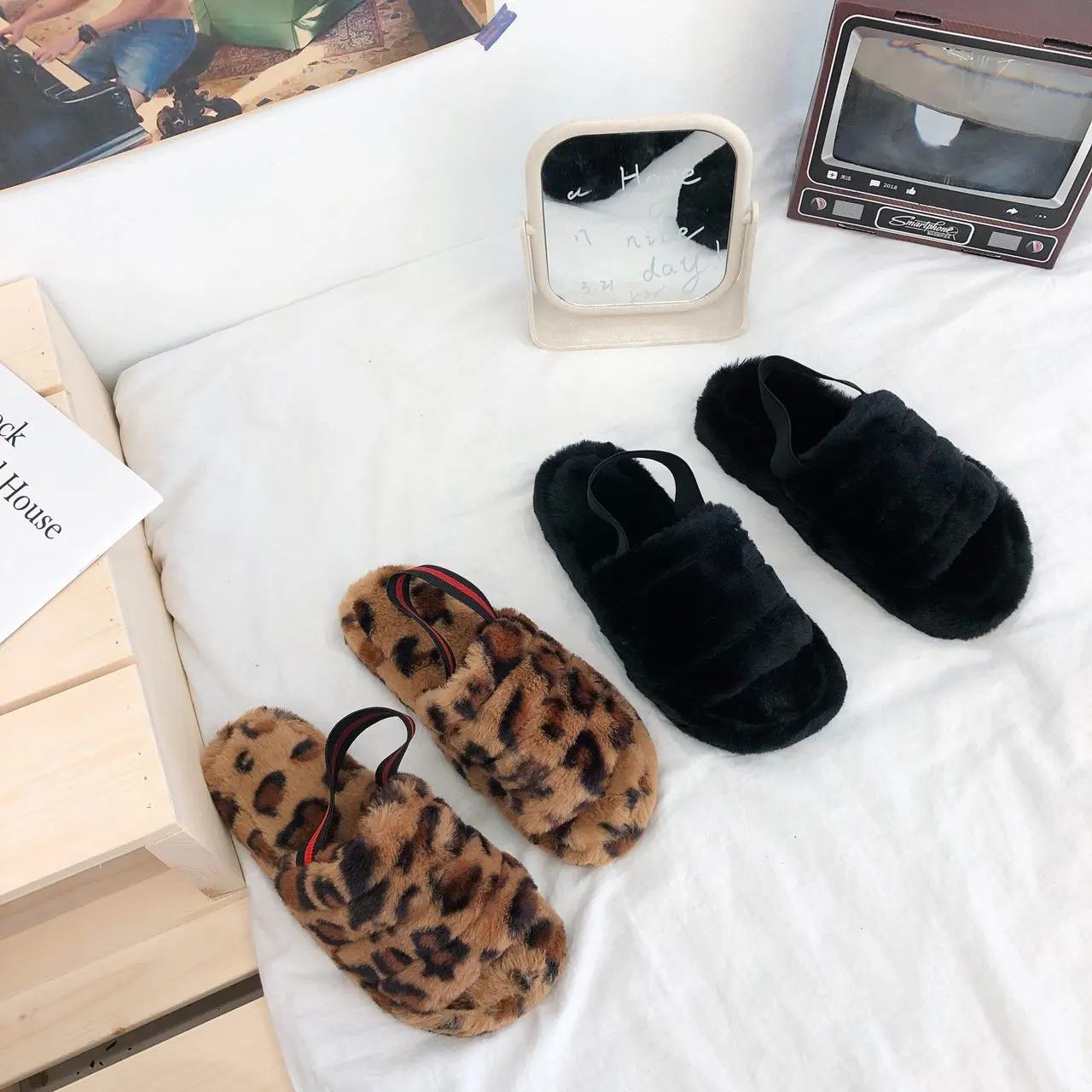 

Women's Cotton Shoes 2021 New Plush Slippers Plush Sponge Cake with Thick Bottom Non-slip Large Size Women's Cotton Slippers