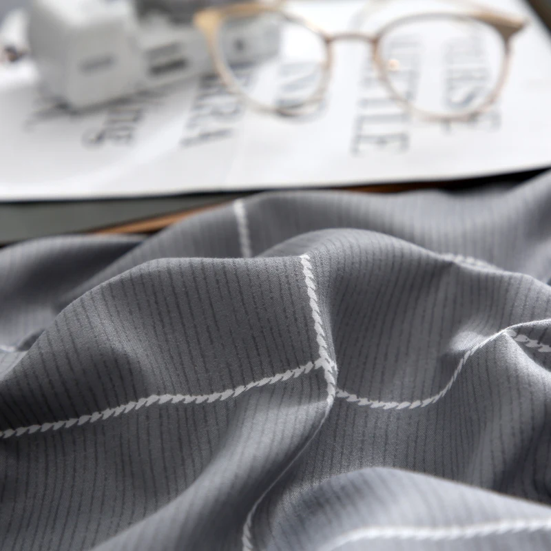 Постельное белье в современном стиле комплект с пододеяльником и простыней