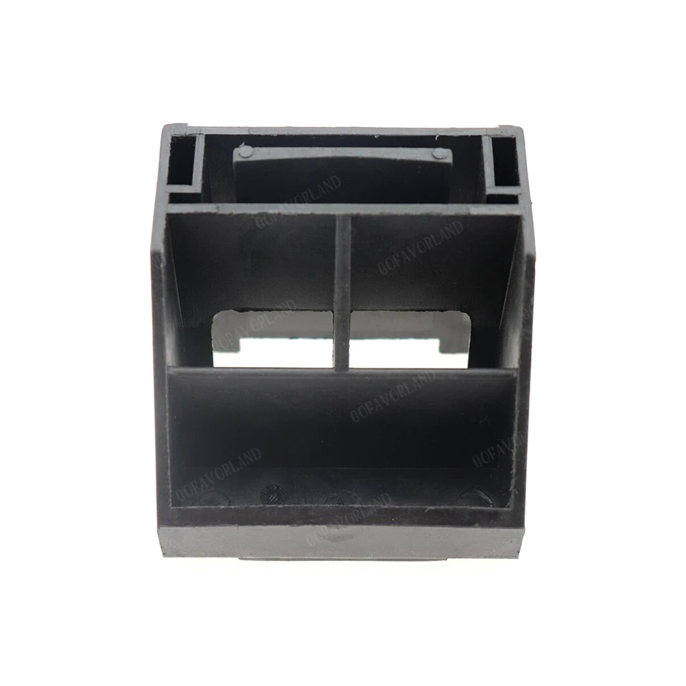 Кронштейн крепления радиатора нижний левый черный пластиковый 17117542517 для BMW E60 E61