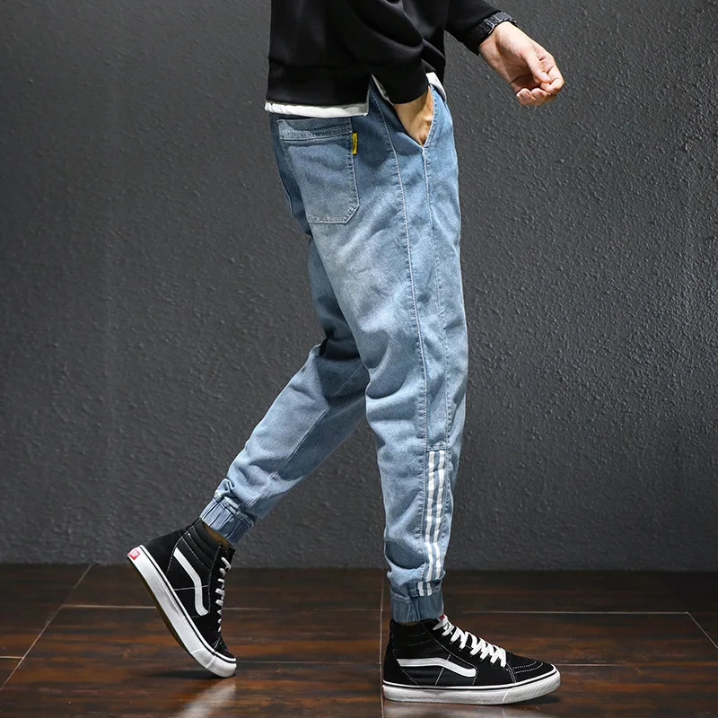 Korean Style Men's Baggy Cargo Jeans Male Loose Casual Harem Stripe Pants Plus Size 4XL Elastic Waist Full Length Trousers Men