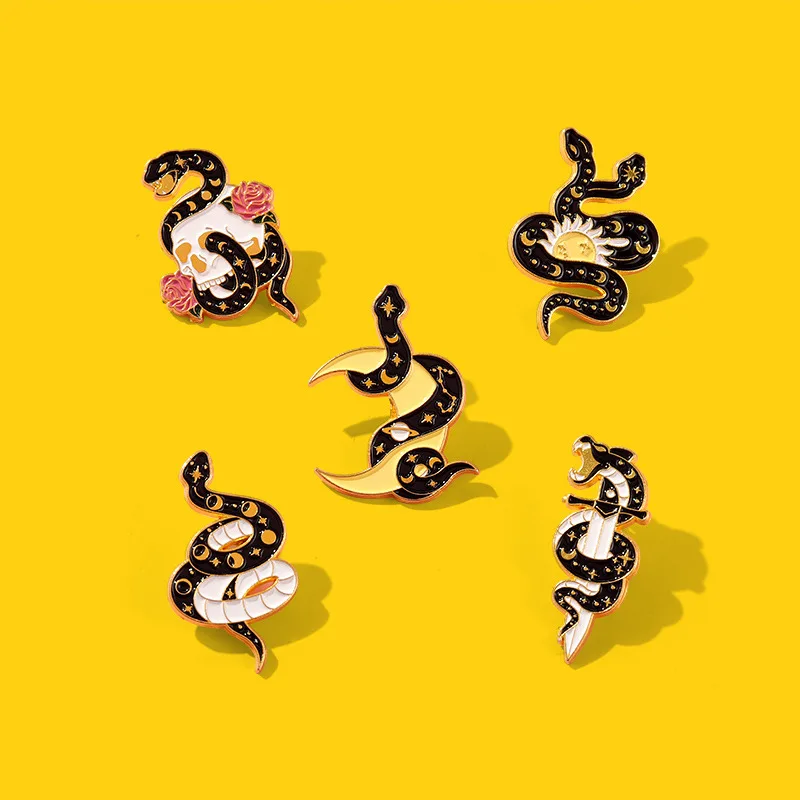 

Variation Snake Enamel Brooch Sun Flower Double-Headed Snake Dagger Moon Skull Charm Metal Badge Lapel Costume Jewelry Pins Gift