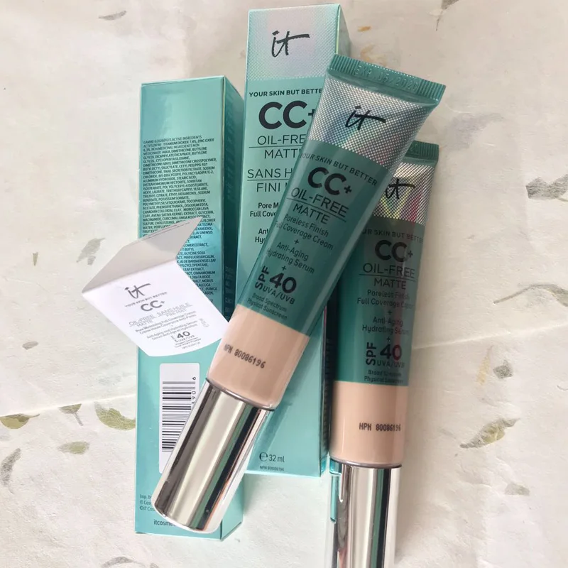 

CC cream It Cosmetics it your skin but better CC+ oil-free matte sans huile fini mat pore minimizing full coverage cream 32ml