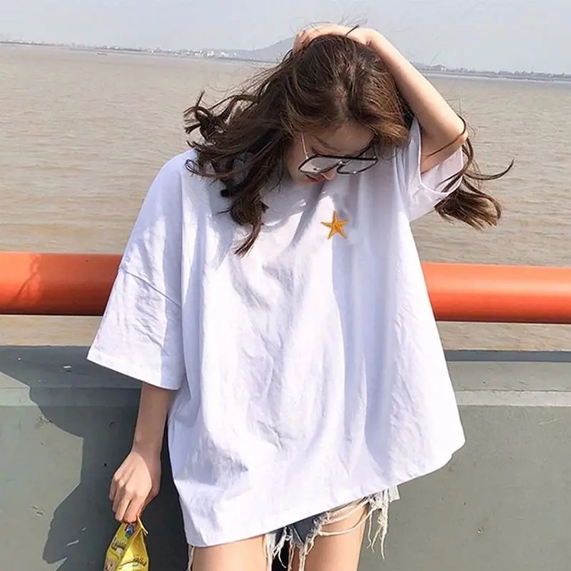 

2021 Summer New T-shirts Men Women Korean Short-sleeved T-shirt Female Wild Embroidery Bf O-neck Couple Clothing Oversized Top