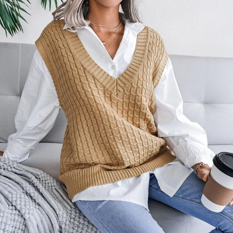 

2022 Autumn and Winter Casual Loose Knit Sweater Vest Streetwear V-neck Twist Pullover Top Fashion Sleeveless Sweater 18137