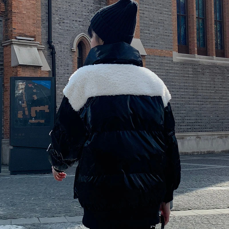 

Unua amo 2021 Winter Puffer Jacket Female Warm Fashion Hit Color Spliced Design High Quality Faux Fur Lambswool Parka Women