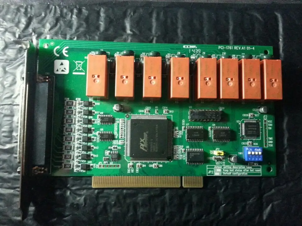 

PCI-1761 8
