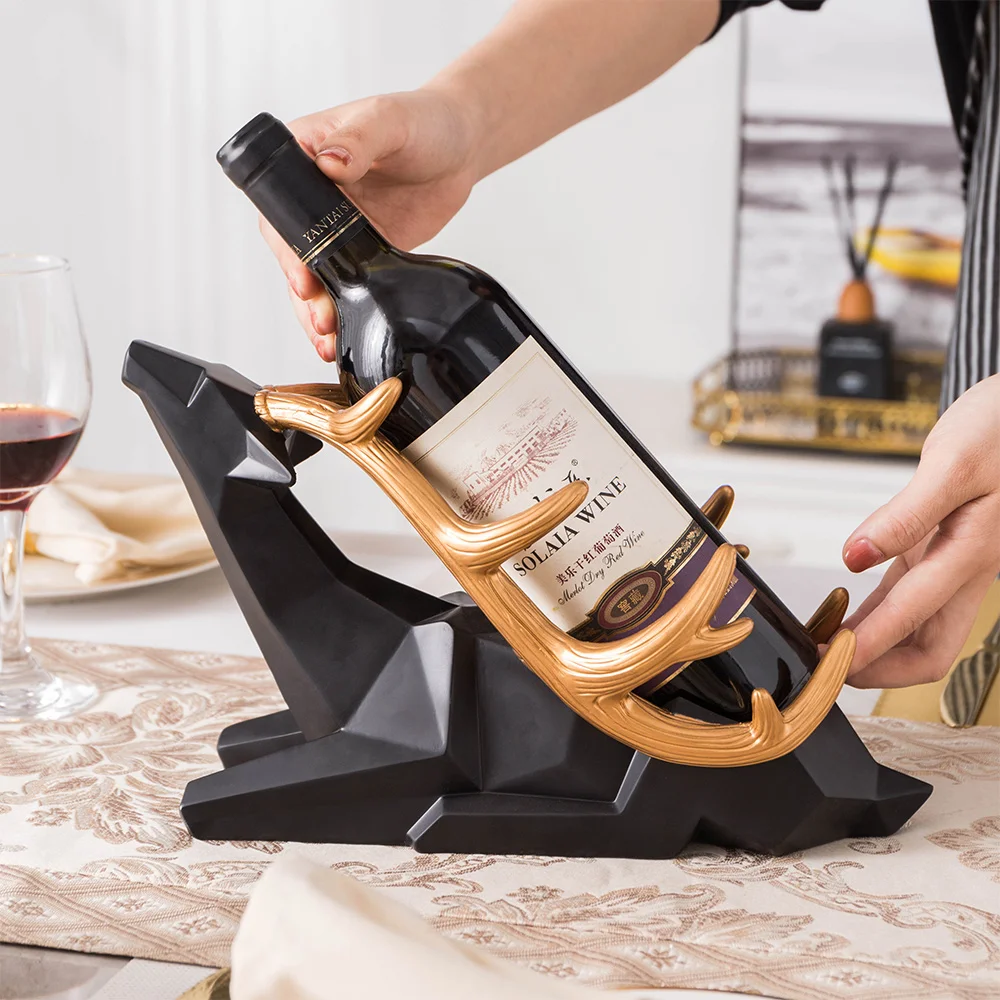 Скандинавская статуя оленя Винная стойка Ремесленная скульптура из смолы