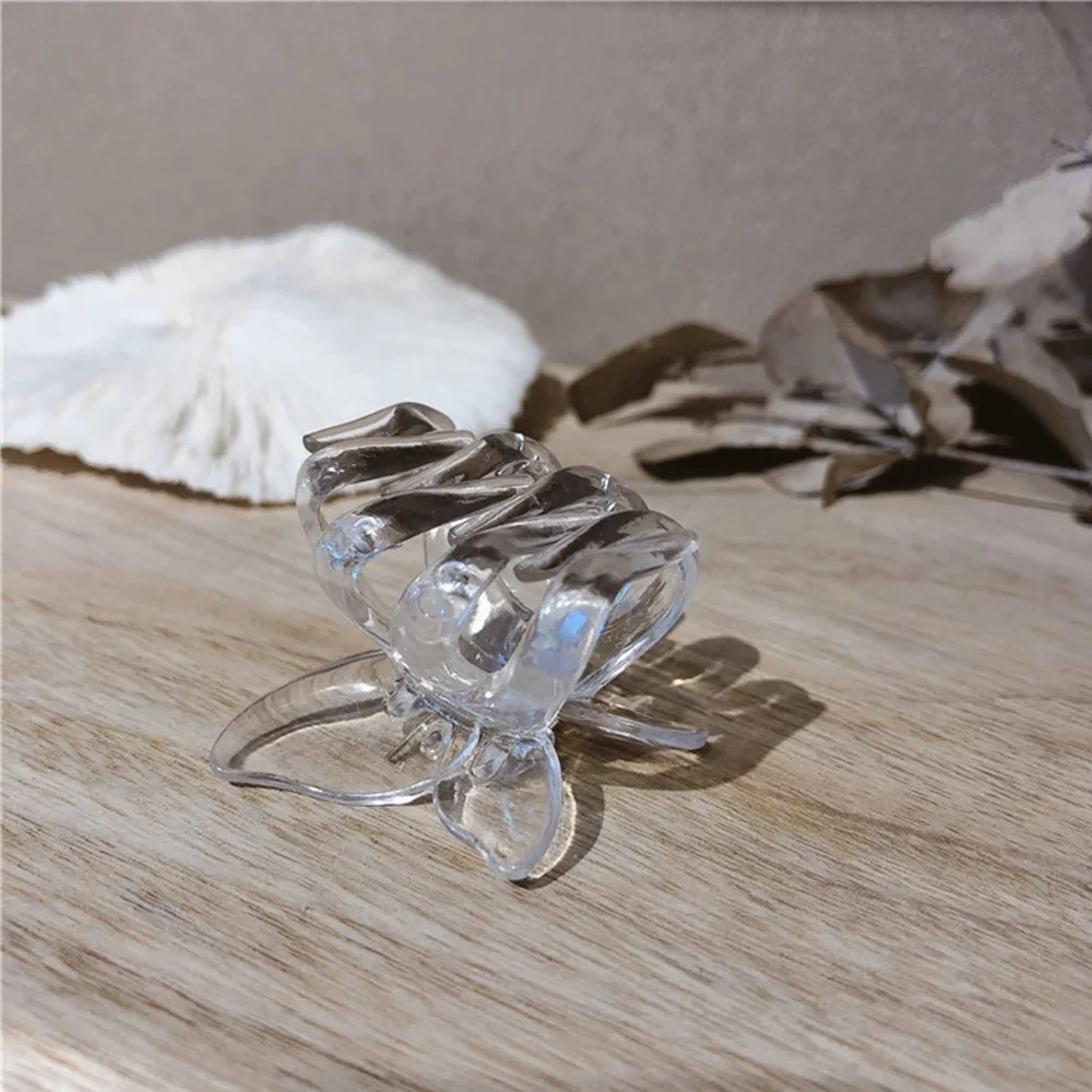 

1 Pcs Women Transparent Butterfly Hair Crab Clip Multi Color Korean Style Hairpin Hair Accessories For Female Headwear