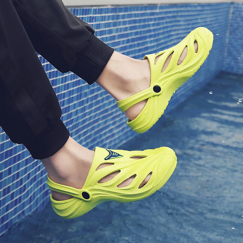 

2019 New Summer Slippers EVA Massage Unisex Sandals Men Sandals Fashion Hollow Out Breathable Beach Slippers Flip Flops Apr3