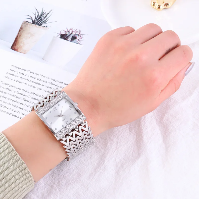 

MREURIO Women's Bracelet Watches Trendy Diamonds Square Dial Steel Band Unique Design Female Wristwatches Luxury Pretty Gifts