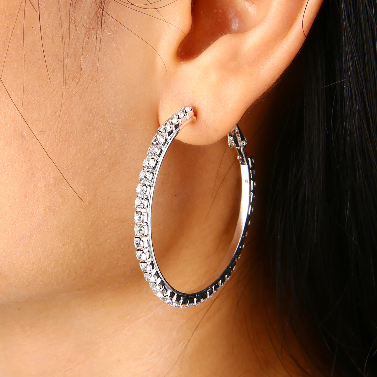 Женские круглые серьги кольца с кристаллами 1 пара|silver plated hoop earrings|hoop earrings for