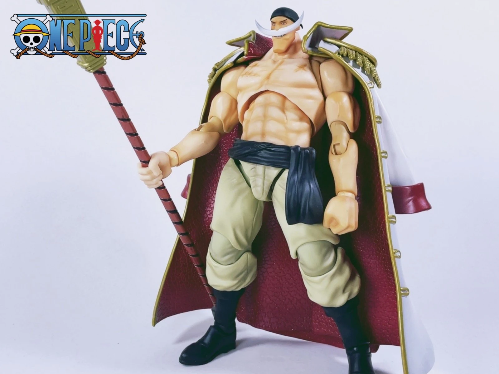 

Фигурка Figma из аниме «Эдвард Ньюгейт», 25 см, белая борода, подвижные суставы, ПВХ экшн-фигурка, коллекционная статуя, модель, игрушки в подаро...
