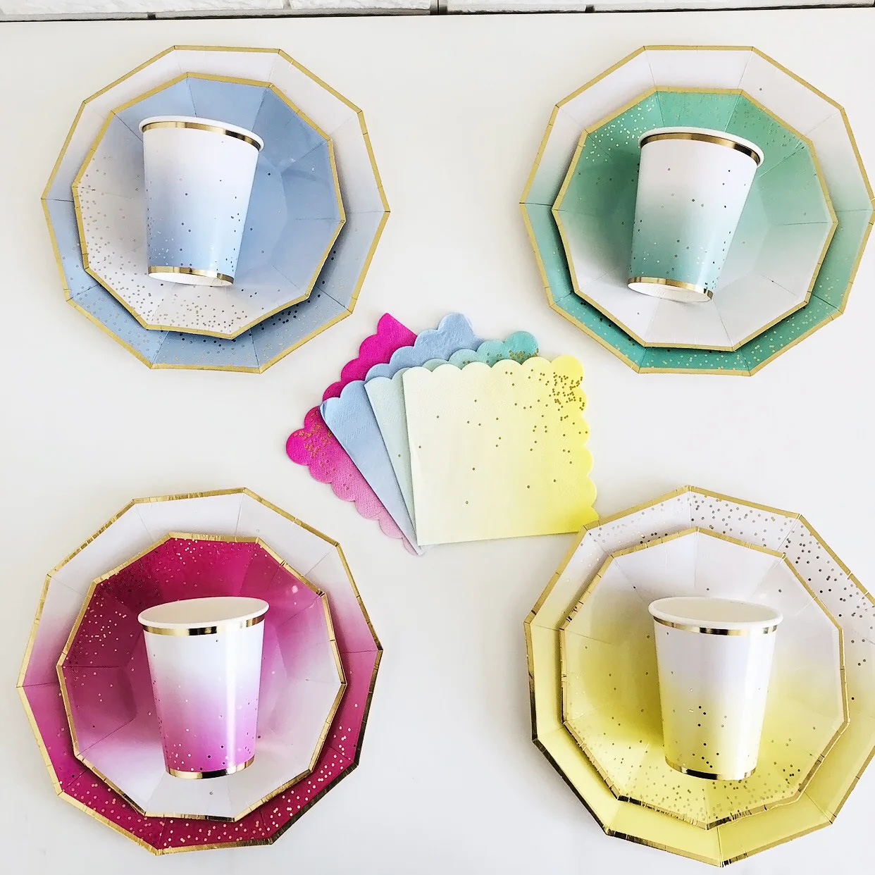 

65PCS / LOT New Style Decagonal Paper Plate Birthday Party Suit for Children Top Grade Disposable Tableware