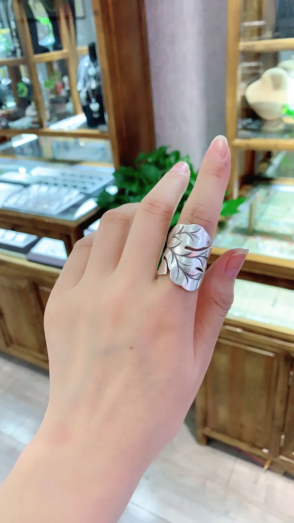 925 Серебряное Ювелирное кольцо для женщин, тайское серебряное кольцо, винтажное женское кольцо с листом, регулируемый античный аксессуар, ширина 29 мм, вес 6,60 г