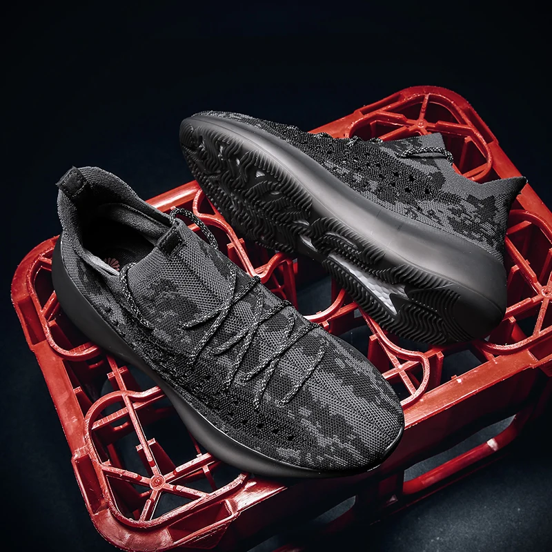 

Male sports shoe hombre sneakers-men Light slip black sapatos 39 mesh Breathable Fashionable Fashion comfortable sapato sale de