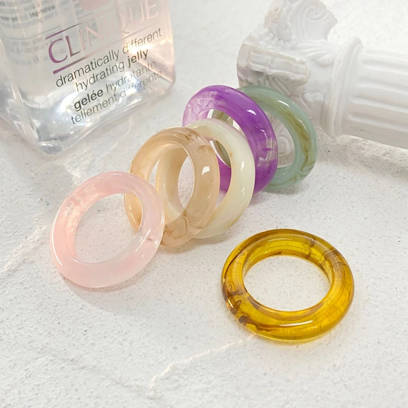

Y2k Ins Style Acetate Resin Rings Pink Purple Amber Green Milk White Creative Retro Simple Acrylic Jewelry Rings for Women