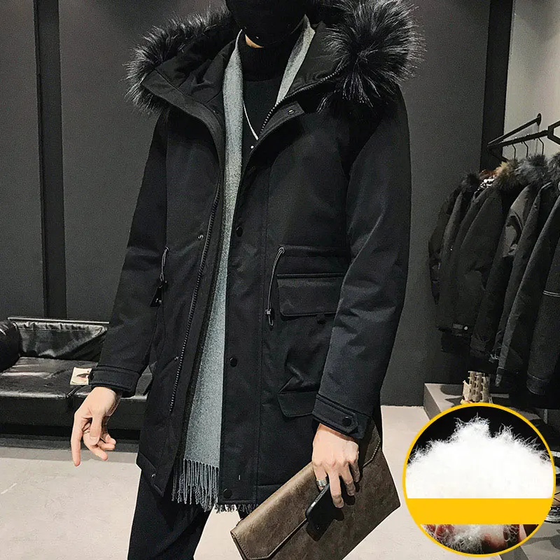 Мужская зимняя куртка с капюшоном черная теплая парка средней длины меховым