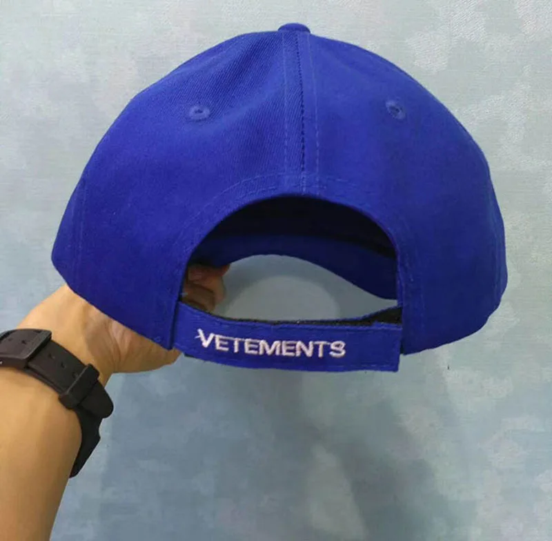 

Blue Black White Red Vetements Baseball Caps Men Women 1:1 Casual Classic Flag Embroidery Vetements Cap Adjustable VTM Hat