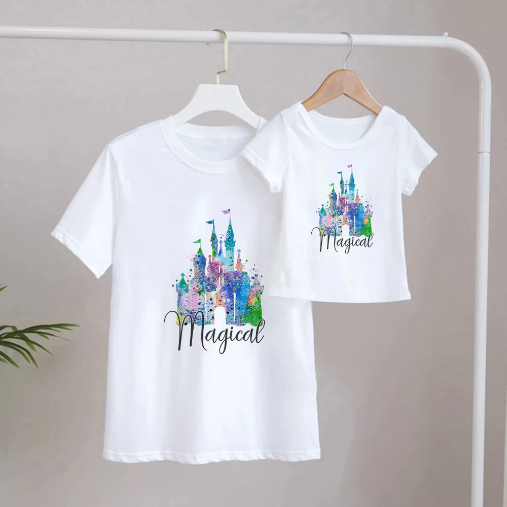

Disney Loose Magical Tee shirt Mickey Mouse Fashion Family Look Clothes Camiseta Beautiful Top Loose Hip Hop T-shirt Hipster
