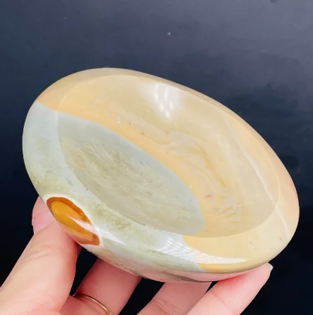 

Natural Sea Jade Gemstone Bowl Irregular Smooth Polished Home Decoration