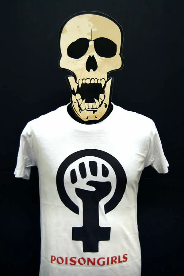 Футболка девушки с ядом Я не настоящая женщина|Мужские футболки| |