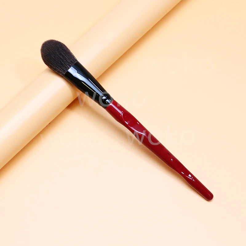 

Blush Brush Beauty Brush Makeup Powder Brush Facial Brush Powder High Quality Face Blush Makeup Tools Powder Contour Blush Brush