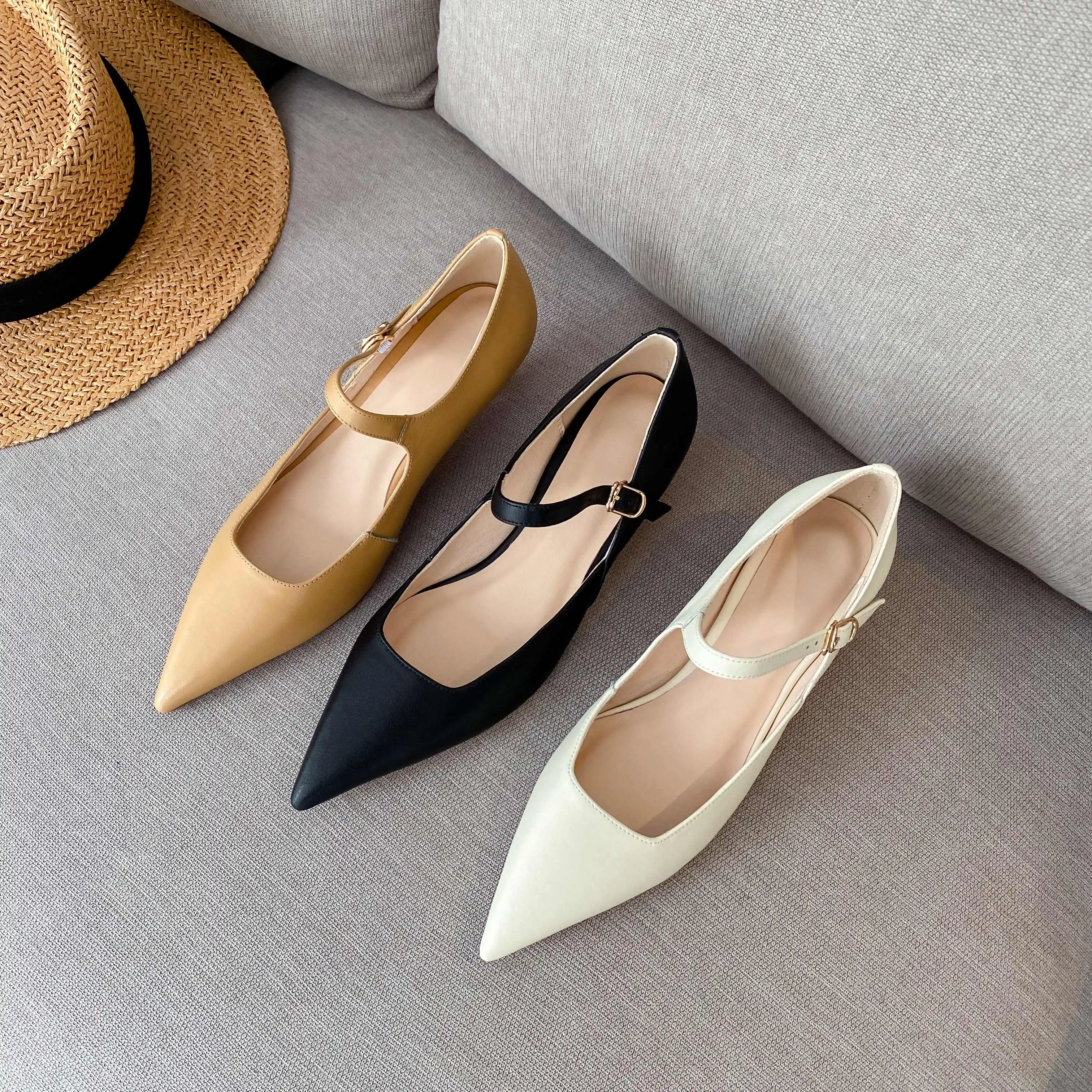 

Women's Shoes
