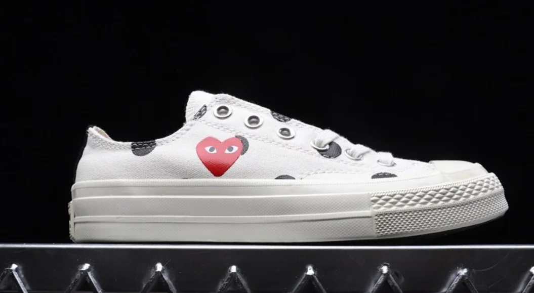 

2020 Retro Canvas Shoes 1970s black Vintage Sneakers Korean Street Skateboard Shoe Bright Solid Color Simple Concise spots shoes