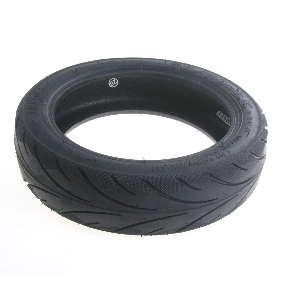 

Innova 60/70-6.5 Inflatable Rubber Tubeless Tire with Valve for Xiaomi Ninebot Segway Electric Scooters/10 Inch Thickened Tyres
