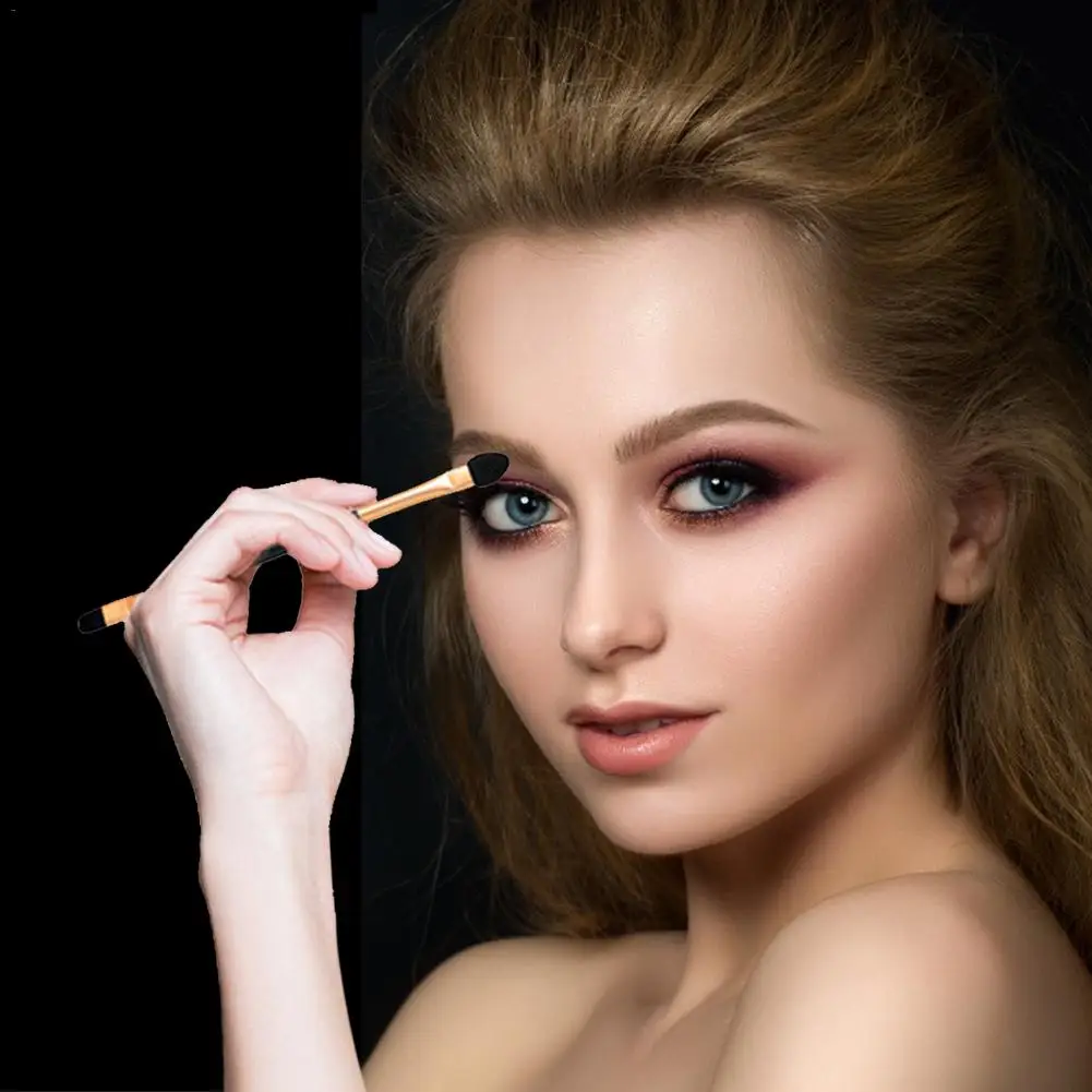 Палитра теней для век FOCALLURE 12 цветов пигментные тени легкие в носке матовые