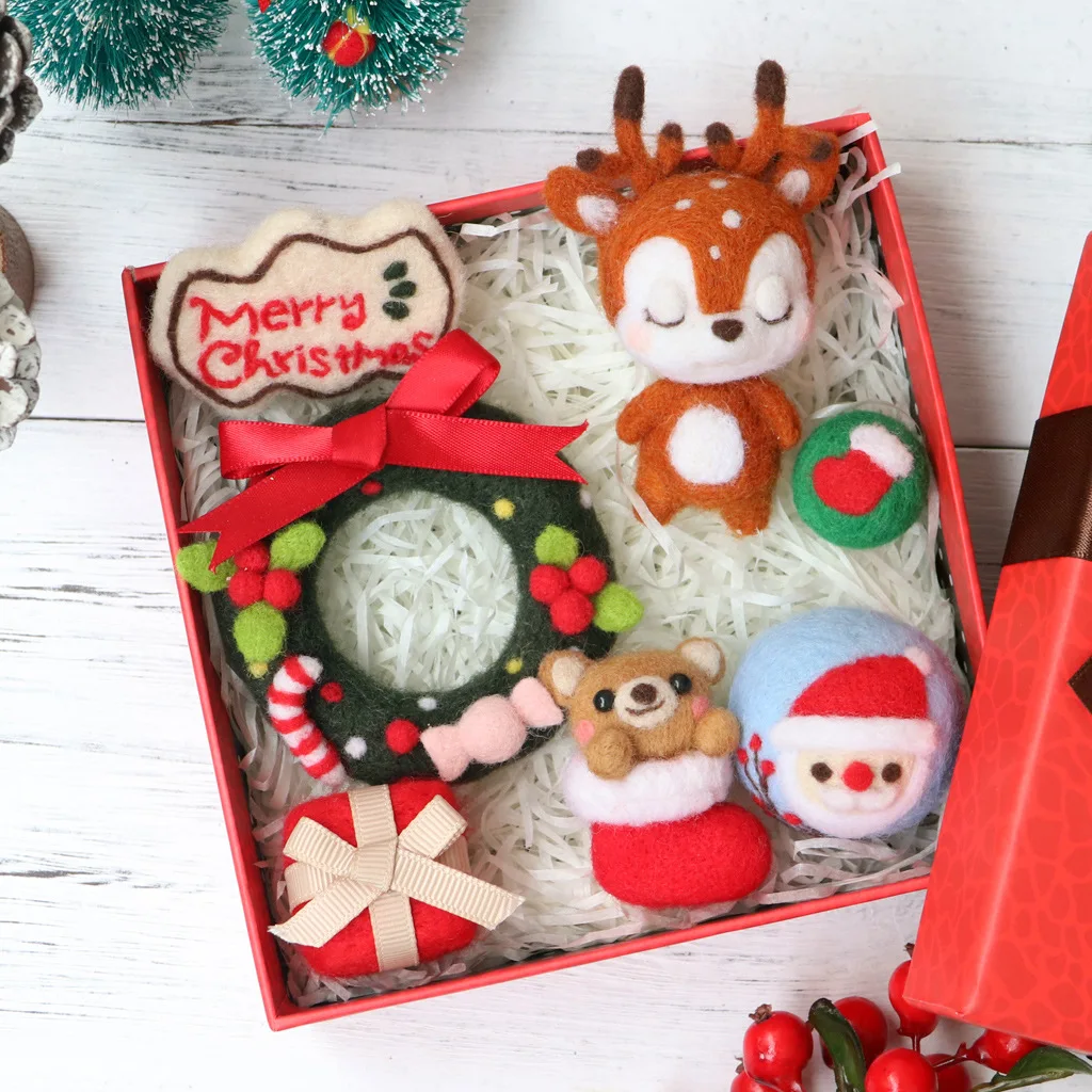 

Christmas Gift Handmade Pets Toy Wool Felts Needle Poked Package Kitting DIY Creative