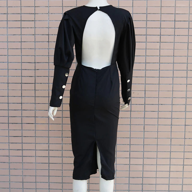 Однотонное платье с пышными рукавами открытой спиной и разрезом женское длинным