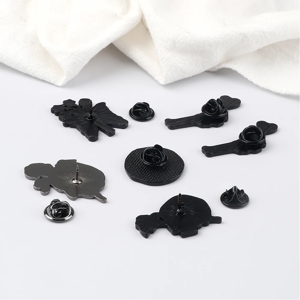 Женская/Мужская джинсовая куртка с эмалью в стиле панк