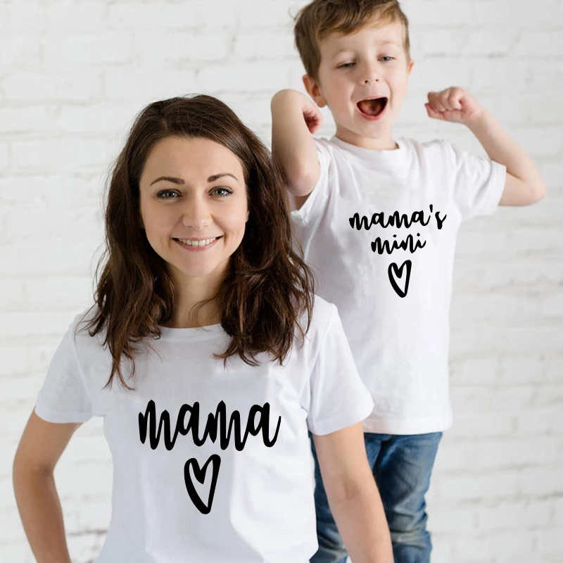 

Mama Love Mini Summer Family Matching Clothes Mommy and Me Mother Daughter Son Outfits Women Mom Baby Girl Boys T Shirt