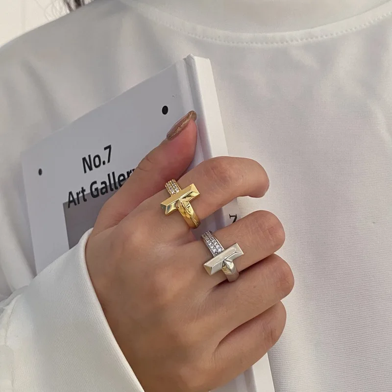 

Модные кольца с кристаллами для женщин и мужчин, унисекс, Винтажное кольцо для вечеринок, золотого и серебряного цвета, ювелирные изделия