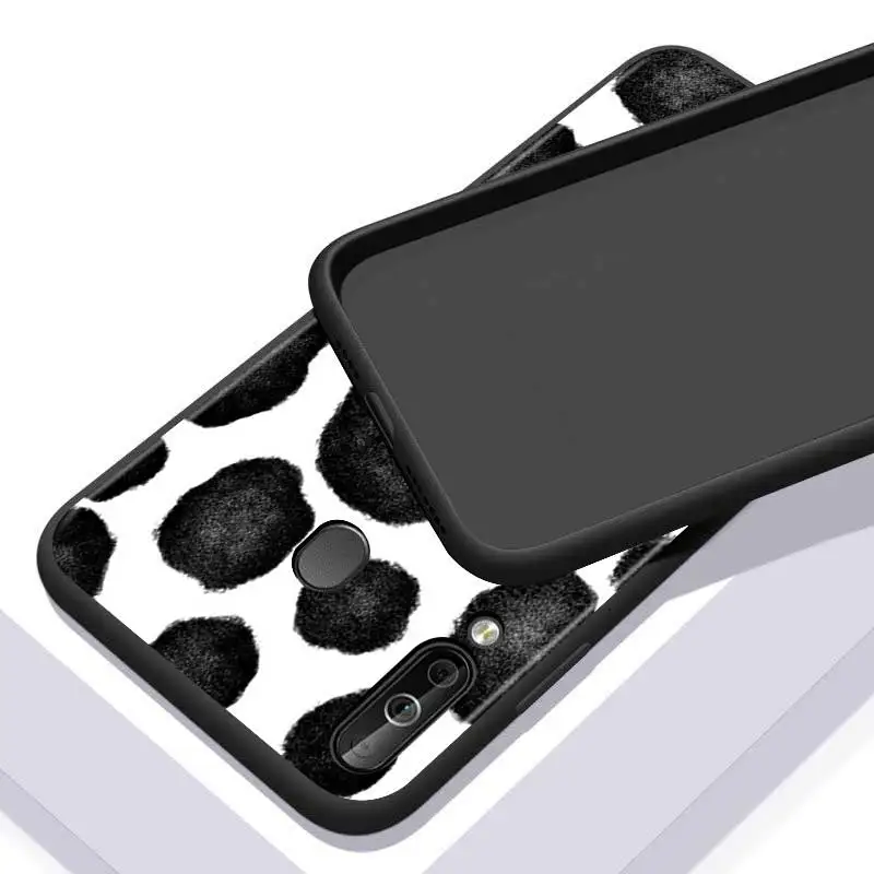 

White Black Pink Cow for Huawei P Smart Z S Plus 2020 2019 Nova 5T 5i 5 4e 4 3i 3e 3 2i Phone Case Bright Black Cover