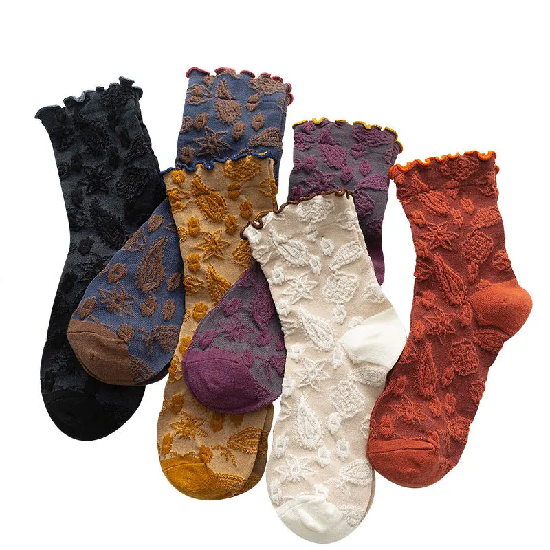 Autumn Winter Women Fashion Cotton Three-dimensional Flower Socks Curled Knitted Retro Style Ruffle Flowers Pattern Socks Female