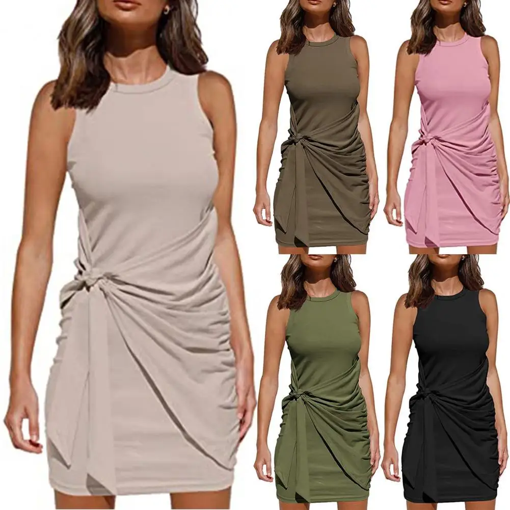 Женское мини-платье с коротким рукавом однотонное облегающее платье