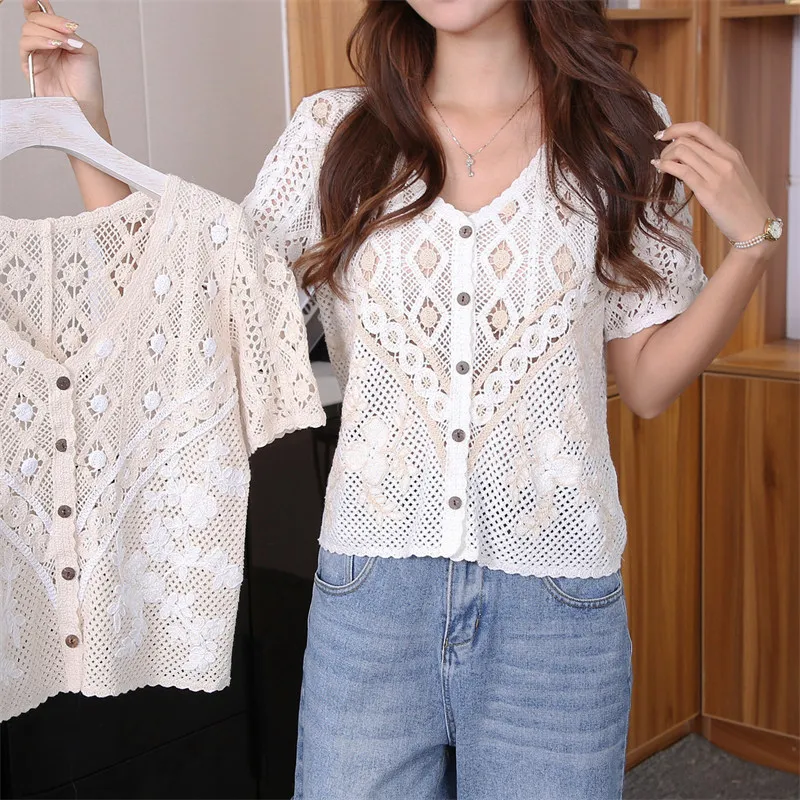 

Casual Lace Women's Blouse Short Sleeve Hollow Blouse Summer Vintage Crochet Smock Blouses And Shirts Women's Clothing 2021 Tops