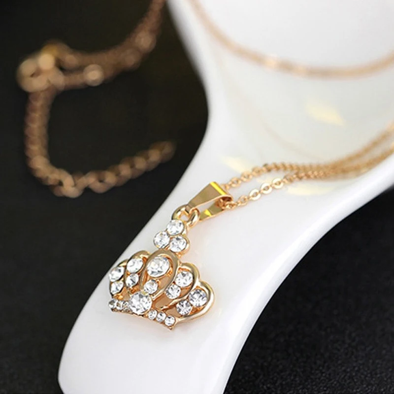 Комплект ювелирных изделий из сплава ожерелье с подвеской в виде короны