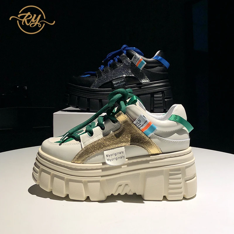 Женские кроссовки с высоким берцем белые из натуральной кожи на платформе для