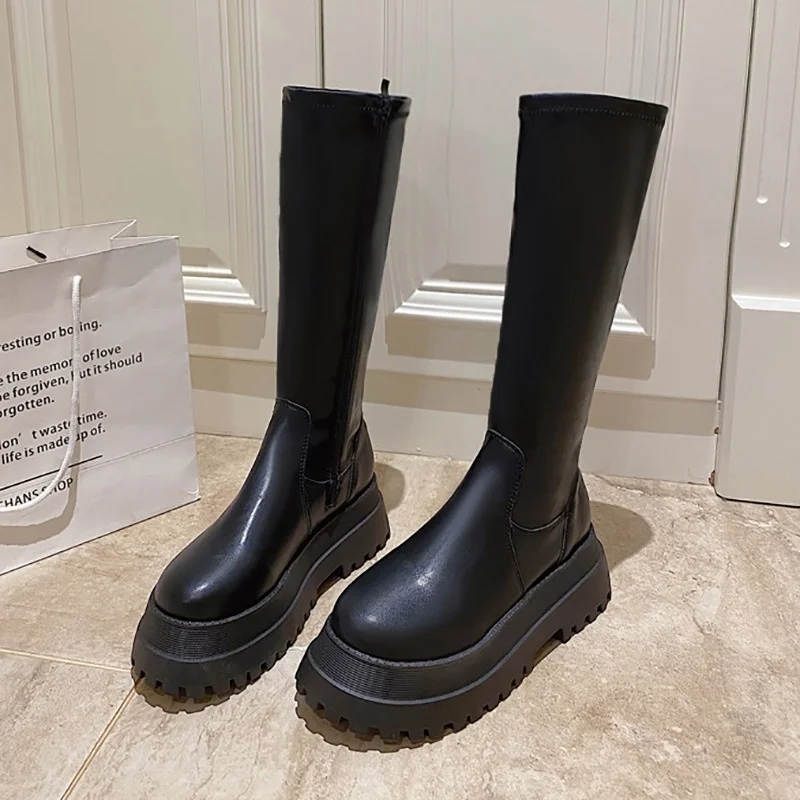

Черные высокие сапоги с подошвой для маффинов для осени и зимы 2021 новые корейские длинные сапоги ниже колена уличный Рыцарь
