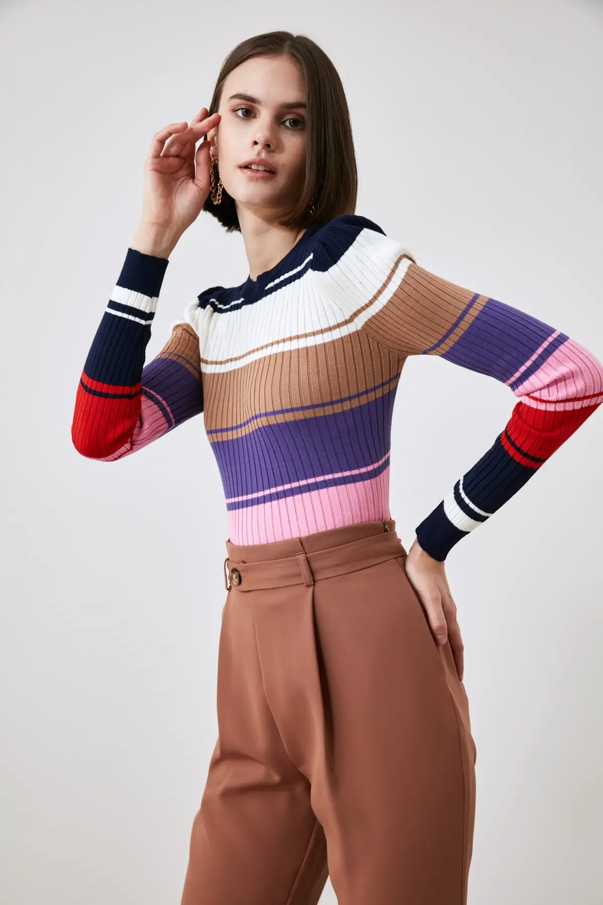 

Trendyol With Color Block Knitwear Sweater TWOAW21KZ2585