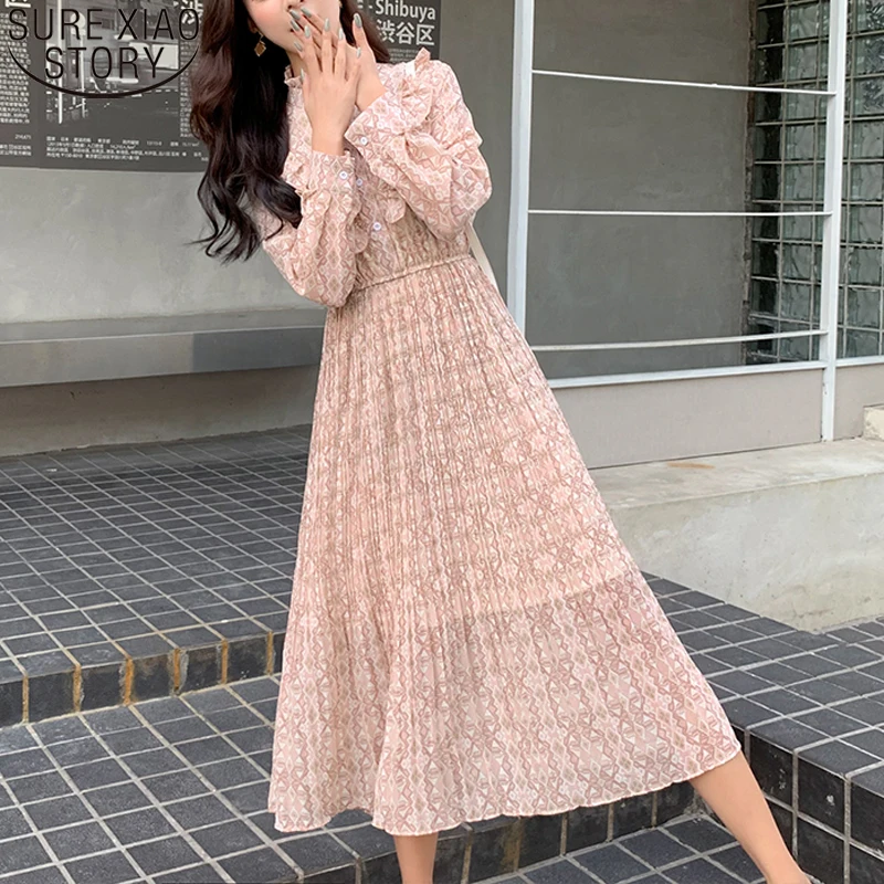 Весна 2021 сладкий цветочным принтом и воротником стойкой Плиссированные