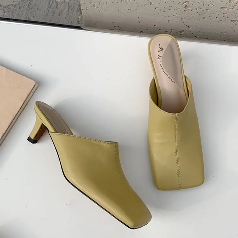 

2021 New Brand Women Slipper Square Toe Slip On Mule Shoes Thin Low Heel Fashion Outdoor Ladies Slipper Shoes Zapatos De Muje