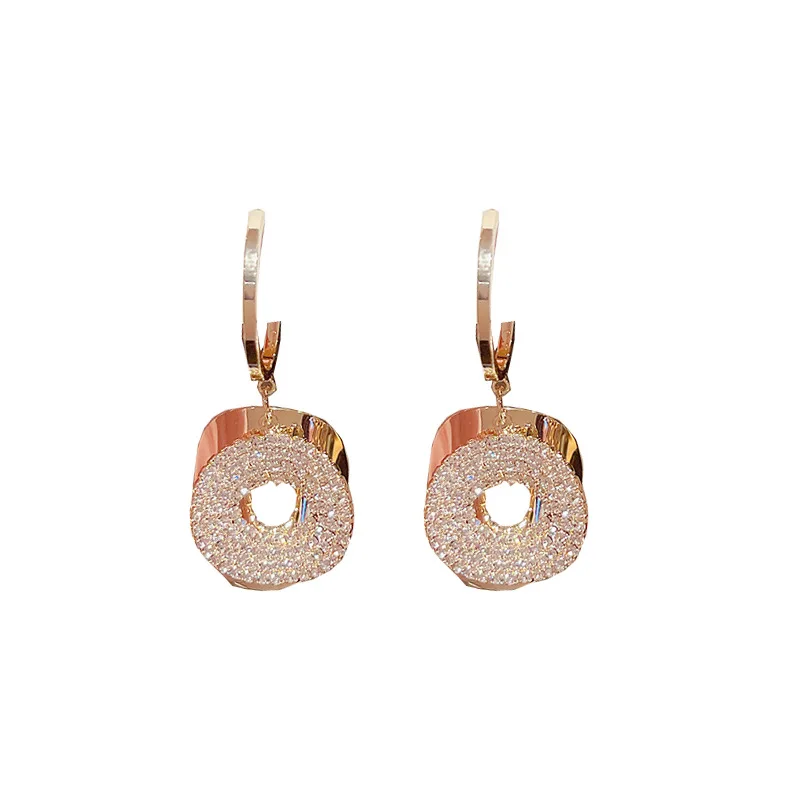 

Retro Simple High Sense Circle C Earrings Fashion Temperament Cold Wind Earrings S925 Earrings Female