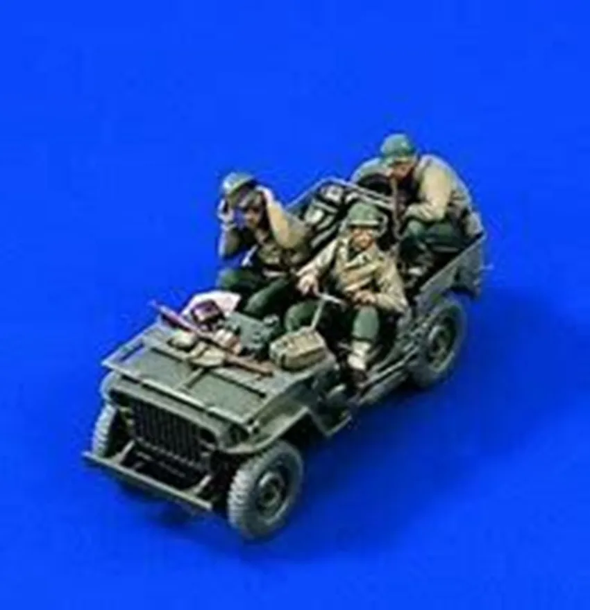 Набор 1/35 модельная фигурка из смолы неразборный неокрашенный 1009(3 фигурки без