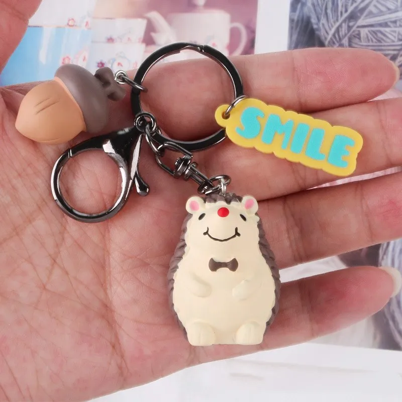 

New Cute Hedgehog Keychain Creative FashionLovers Pendant Letters Key Ring Cartoon Nut Student Bag Key Chains Wholesale