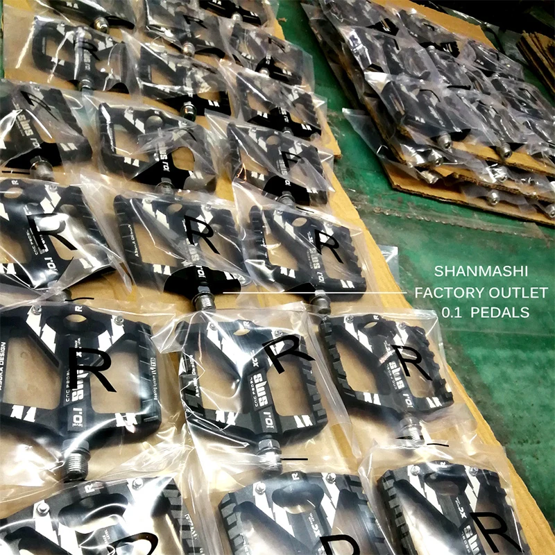 

Mountain Bike Bearing Pedal Bicycle Wide Pedal Riding Equipment Dead Fly Bicycle Accessories Road Bike Palin Pedal Bike Parts