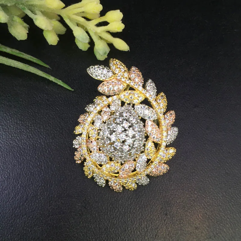 

Lanyika Fashion Jewelry Exquisite Panicle Brooch Pendant Dual Use for Wedding Party Micro Pave Popular Gift
